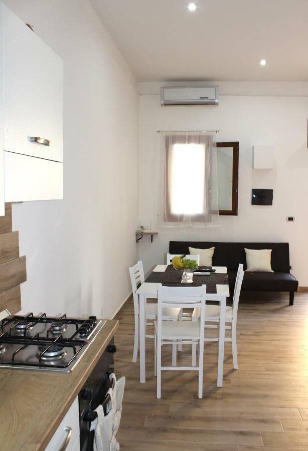 Apartmán Two Face Syracuse Exteriér fotografie